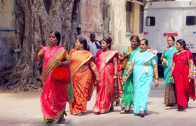 印度米尔纳德邦为女性提供免费整形手术