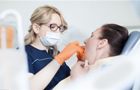 种植牙齿手术后会导致下唇麻木 5个后遗症不可忽视
