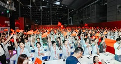 “建国70周年献礼——中国美业青年创业成就奖颁奖盛典”成功举行