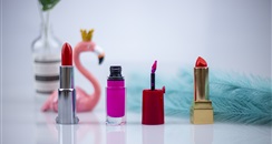 日本对韩限制出口对化妆品出口影响不大，同比增长30.5%